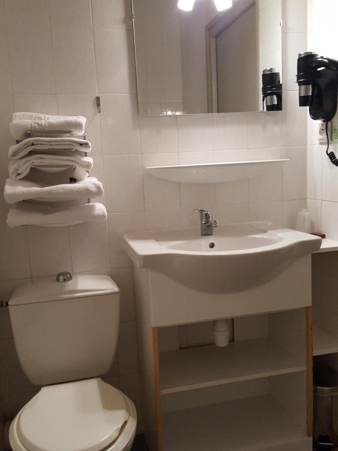 Hotel Restaurant Glaizette เอลาร์จองทิเอร์-ลา-เบสซี ภายนอก รูปภาพ